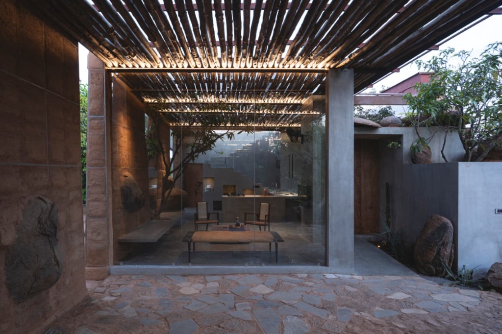 Modern Sustainable Courtyard Pavilion